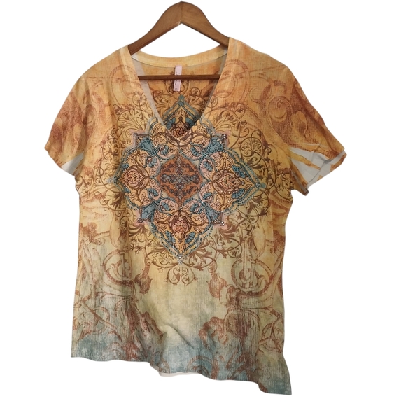 Kiara Size XL Multi Colored V-Neck Short Sleeve Embellished Boho Y2K Style Top - Picture 2 of 9